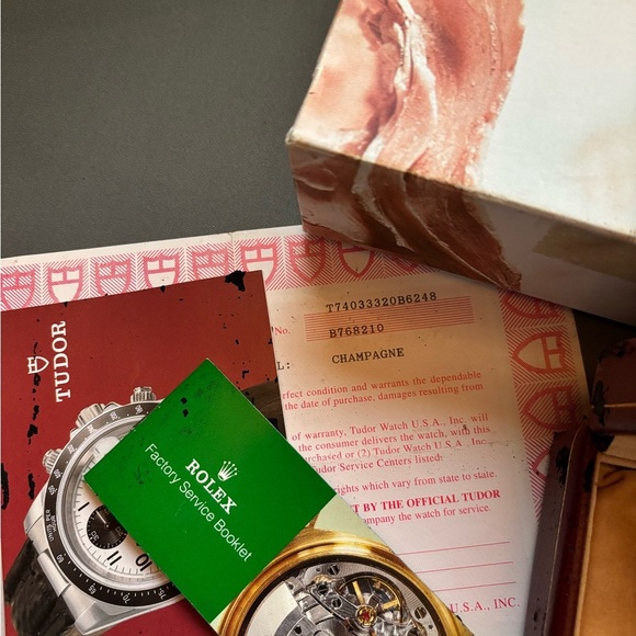 Tudor Gold and Silver Watch - Picture 2 of 7